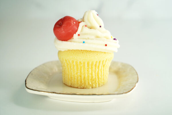 Cupcake Candle/Melts - Image 2